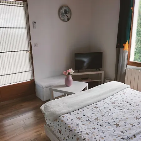 Sara Bed & Breakfast *